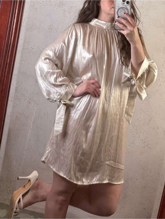 R. G. Kane Dresses & Skirts - R. G. Kane Lagenlook Relaxed Fit Tie Back Tunic Dress NEW Size Small Cream Flowy
